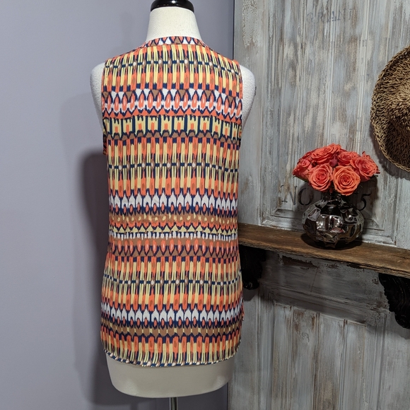 NWOT Fun 2 Fun (Stitch Fix) sleeveless blouse - Picture 3 of 7